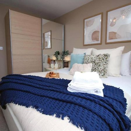 The Observatory By Mia Living 2 Bedroom Apartment Overlooking Swansea Beach With Free Parking 외부 사진