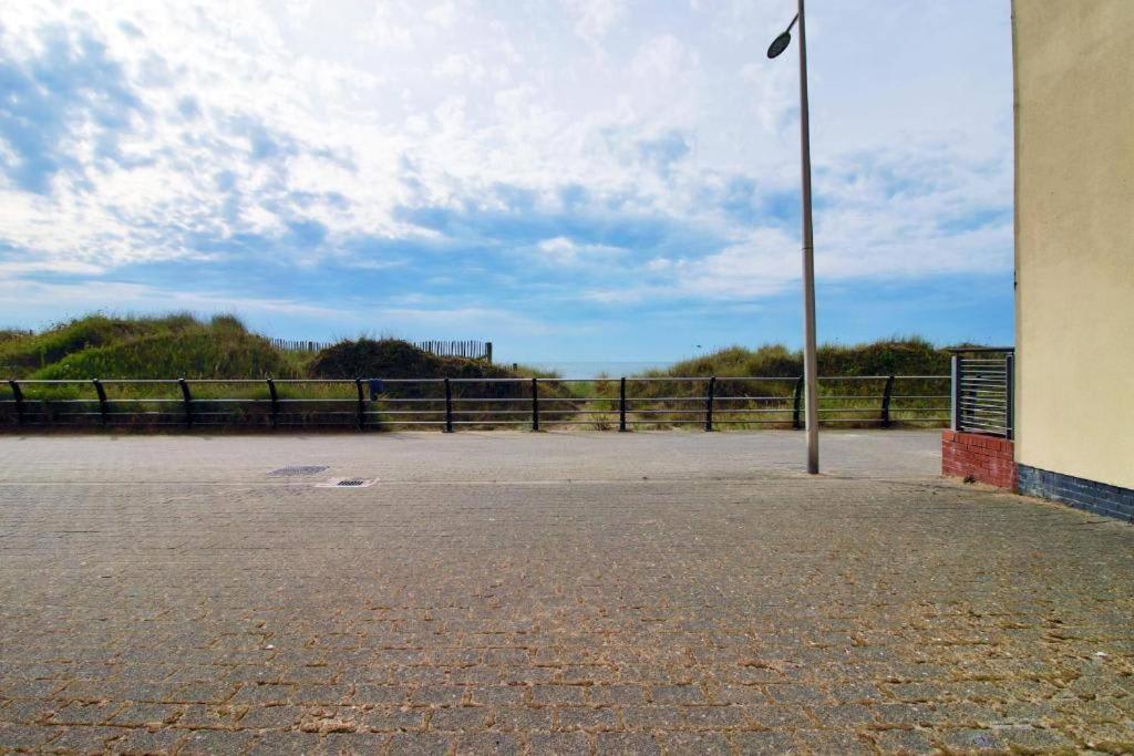 The Observatory By Mia Living 2 Bedroom Apartment Overlooking Swansea Beach With Free Parking 외부 사진