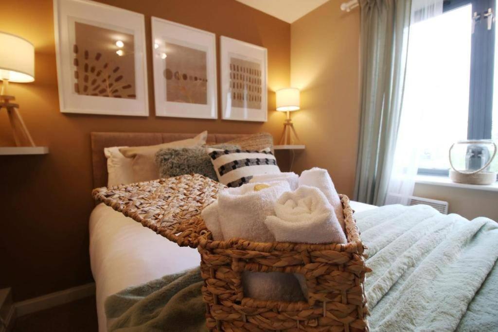 The Observatory By Mia Living 2 Bedroom Apartment Overlooking Swansea Beach With Free Parking 외부 사진