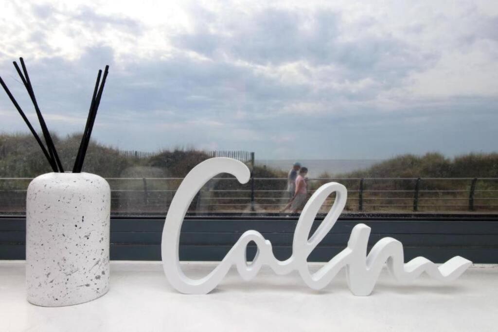 The Observatory By Mia Living 2 Bedroom Apartment Overlooking Swansea Beach With Free Parking 외부 사진